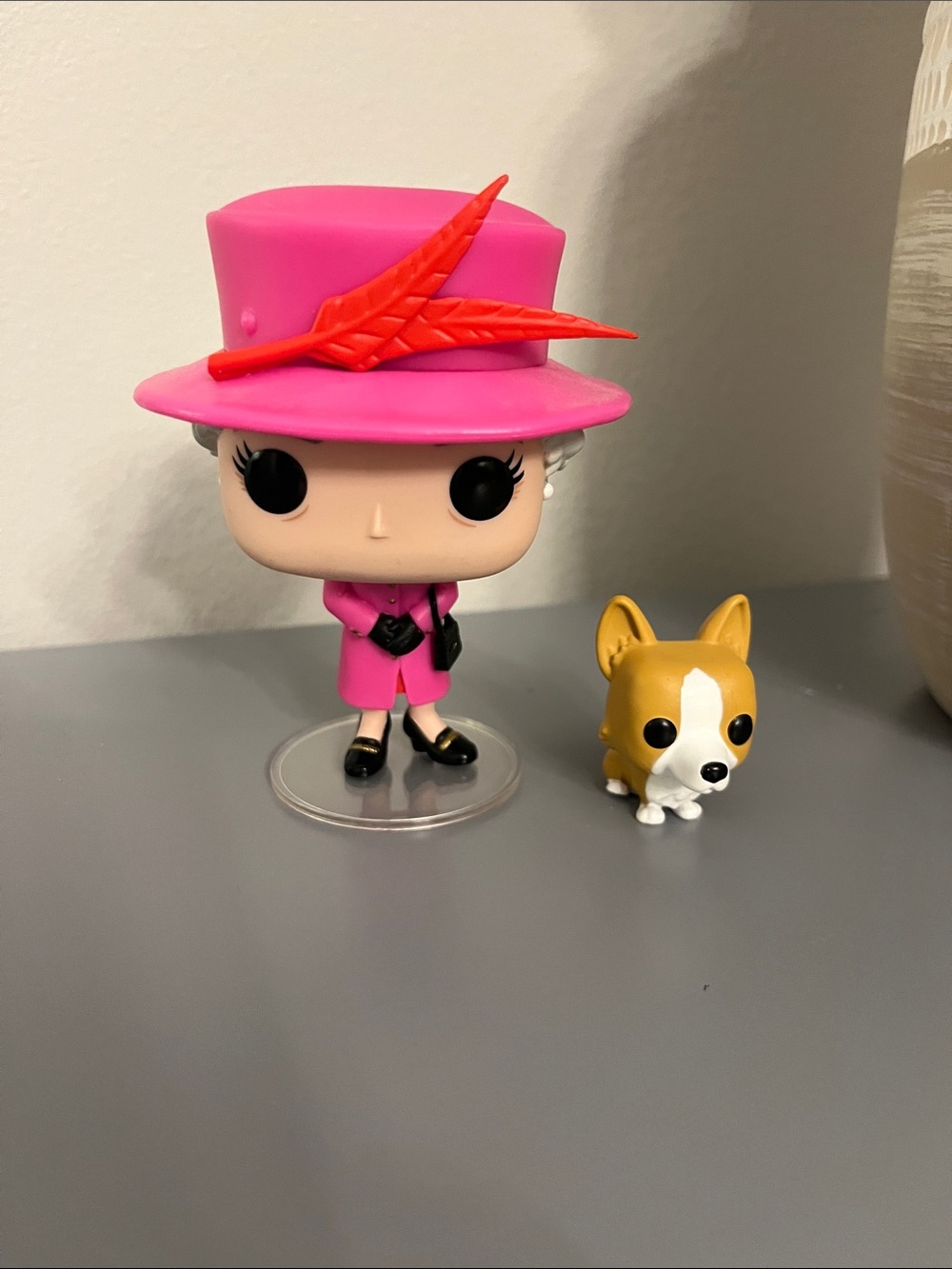 Funko Queen Elizabeth with Corgi